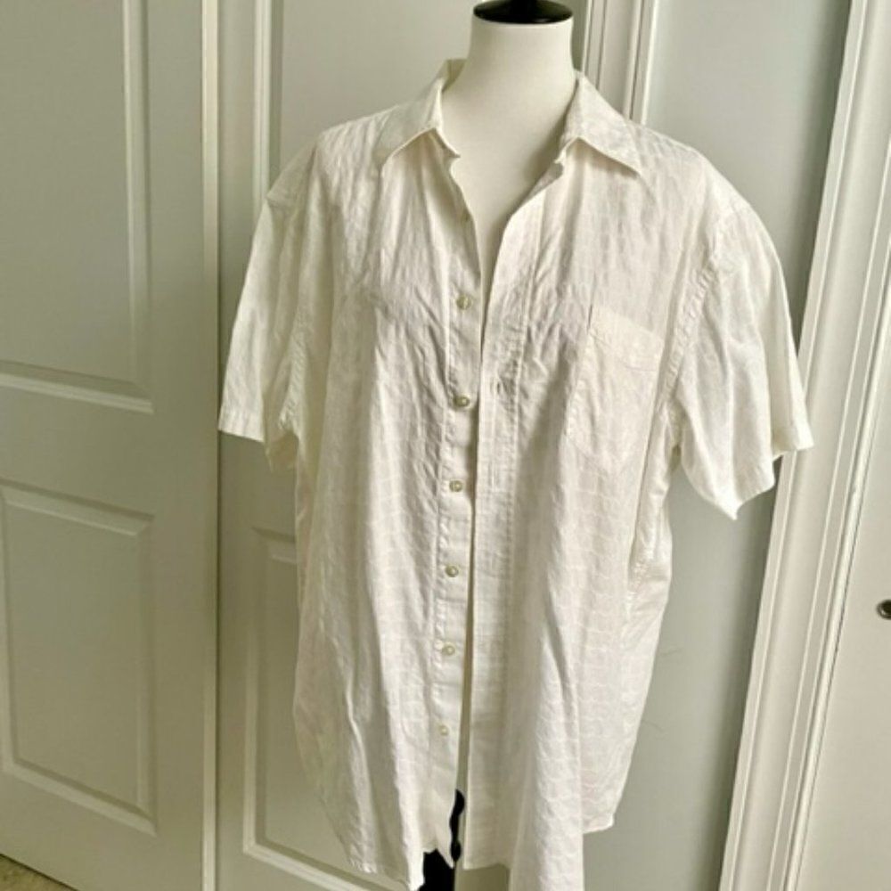 GAP Men's White Button Down Short Sleeve Shirt XL